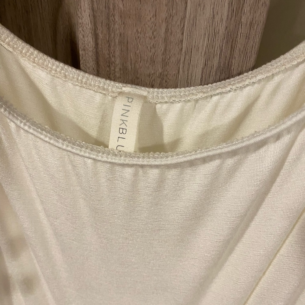 Worn Once Pinkblush Ivory Solid Off Shoulder Mate… - image 3